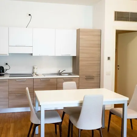 Apartment Luxury Villa Olmo *