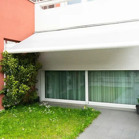 Luxury Villa Olmo Lejlighed