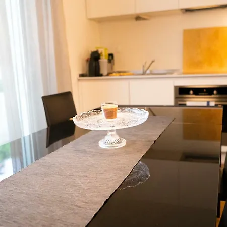 Lejlighed Luxury Villa Olmo *